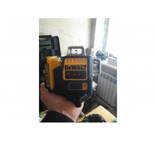 Самовыравнивающийся лазерный уровень DEWALT DCE089D1R