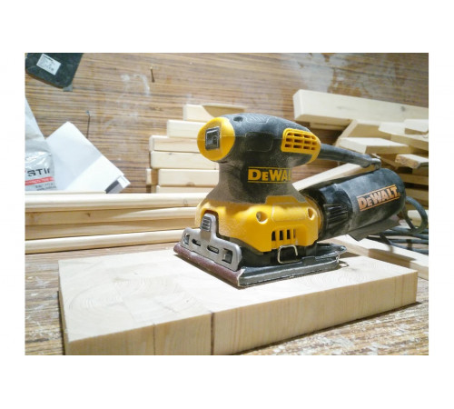 Вибрационная шлифмашина DEWALT DWE6411