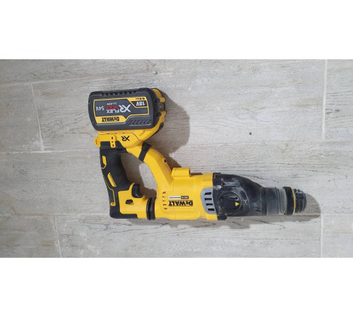 Перфоратор DEWALT 18.0 В XR DCH263N-XJ