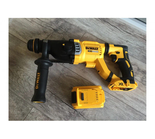 Перфоратор DEWALT 18.0 В XR DCH263N-XJ
