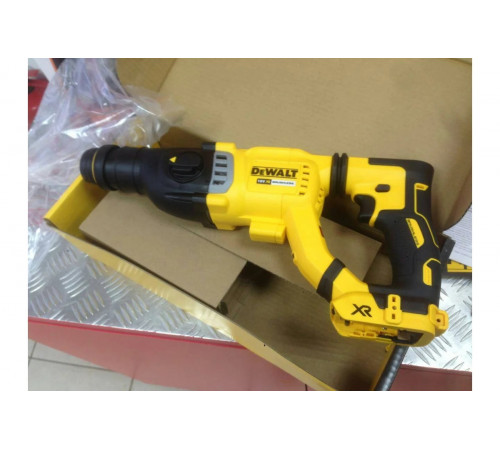 Перфоратор DEWALT 18.0 В XR DCH263N-XJ
