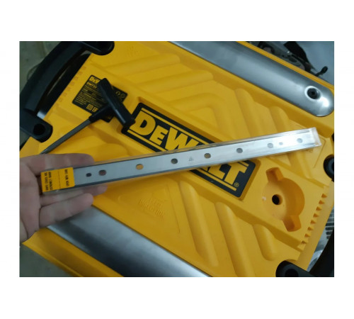 Рейсмусный станок DEWALT 1800 Вт, макс. ширина 330 мм DW735-KS