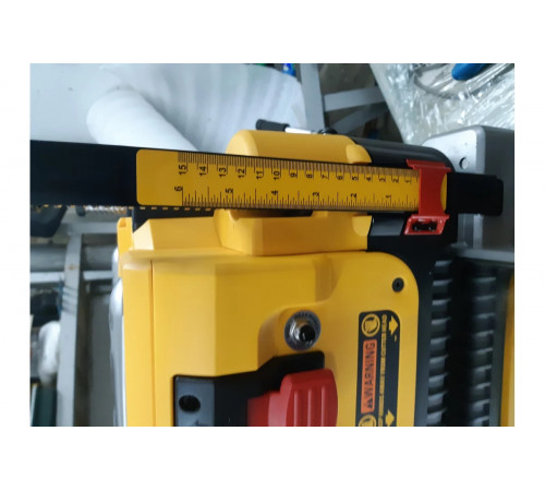 Рейсмусный станок DEWALT 1800 Вт, макс. ширина 330 мм DW735-KS