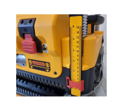 Рейсмусный станок DEWALT 1800 Вт, макс. ширина 330 мм DW735-KS