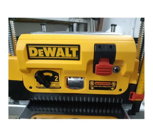 Рейсмусный станок DEWALT 1800 Вт, макс. ширина 330 мм DW735-KS