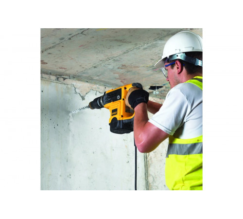 Отбойный молоток DEWALT D 25820 K