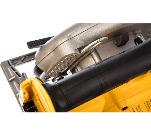 Дисковая пила DEWALT 18В XR DCS391N