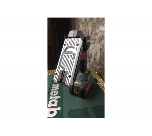 Фонарь METABO SLA 14.4-18 LED (600370000) без акк. и з.у Фонарь METABO SLA 14.4-18 LED (600370000) без акк. и з.у