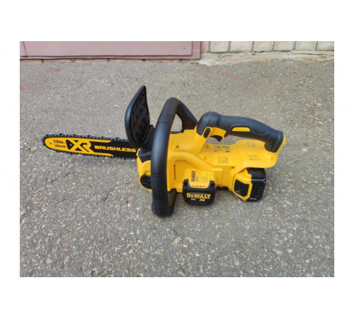 Цепная пила DEWALT XR DCM565P1