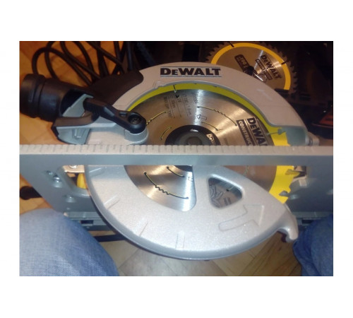 Дисковая пила DEWALT DWE 576 K