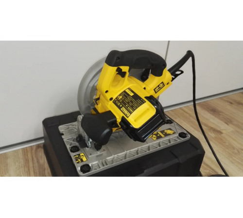 Дисковая пила DEWALT DWE 576 K