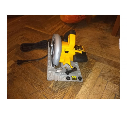 Дисковая пила DEWALT DWE 576 K