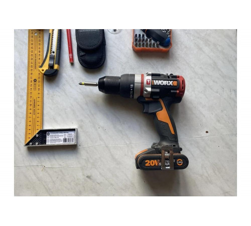 Аккумуляторная бесщеточная дрель-шуруповерт WORX WX354
