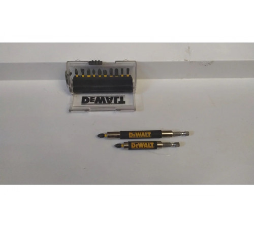 Набор насадок 25 мм с 2 держателями, 14 шт. DEWALT DT70512T