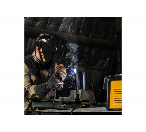 Инверторный сварочный аппарат дуговой сварки Denzel sdm-220 top Инверторный сварочный аппарат дуговой сварки Denzel sdm-220 top