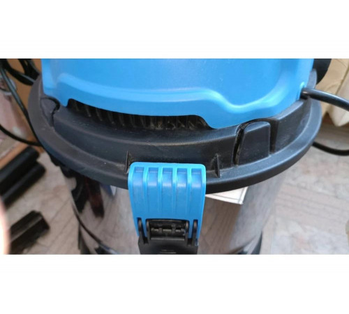 Промышленный пылесос DEKO DKVC-1200-20S 015-0031 Промышленный пылесос DEKO DKVC-1200-20S 015-0031