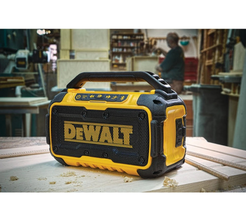 Портативная аккумуляторная аудиосистема Dewalt 18 В, 20 Вт, без АКБ и ЗУ, DCR011 DCR011-XJ