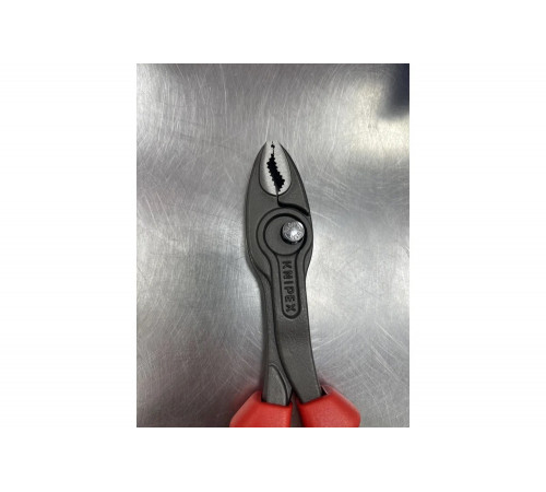 Захватные клещи Knipex TwinGrip, 4 - 22 мм, длина 200 мм, KN-8202200 Захватные клещи Knipex TwinGrip, 4 - 22 мм, длина 200 мм, KN-8202200