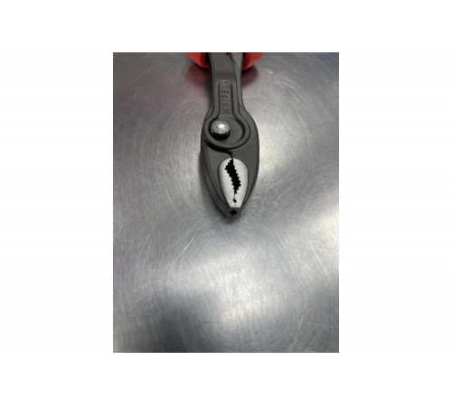 Захватные клещи Knipex TwinGrip, 4 - 22 мм, длина 200 мм, KN-8202200 Захватные клещи Knipex TwinGrip, 4 - 22 мм, длина 200 мм, KN-8202200