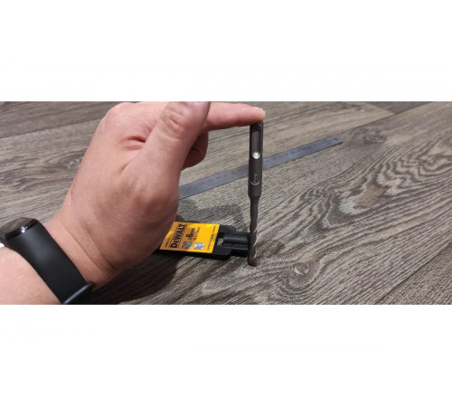 Бур SDS+ INDUSTRIAL (6х110 мм) DEWALT DT9663