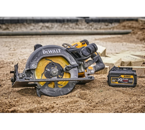 Дисковая пила DEWALT 54 В XR FLEXVOLT DCS577N-XJ