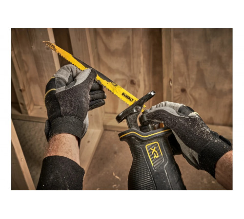 Сабельная пила Dewalt DCS382N-XJ