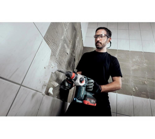 Аккумуляторный перфоратор Metabo KHA 18 LTX BL 24 Q + ISA 18 LTX 24 600211930 Аккумуляторный перфоратор Metabo KHA 18 LTX BL 24 Q + ISA 18 LTX 24 600211930