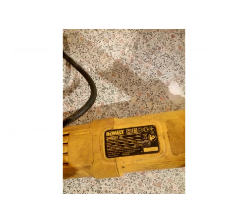 Угловая шлифмашина DEWALT DWE 4151
