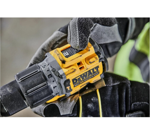 Ударная бесщеточная дрель-шуруповерт DEWALT 2 скорости, 2 АКБ 18 В XR Li-Ion DCD805E2T-QW