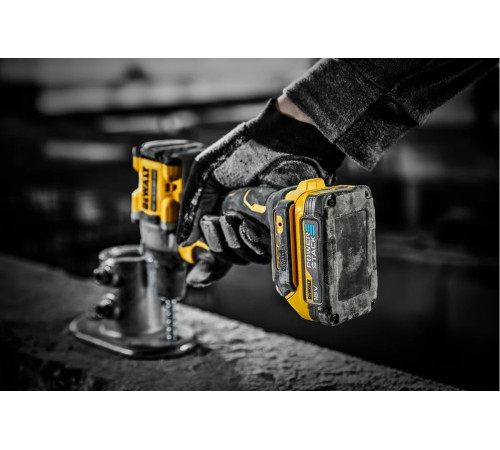 Ударная бесщеточная дрель-шуруповерт DEWALT 2 скорости, 2 АКБ 18 В XR Li-Ion DCD805E2T-QW