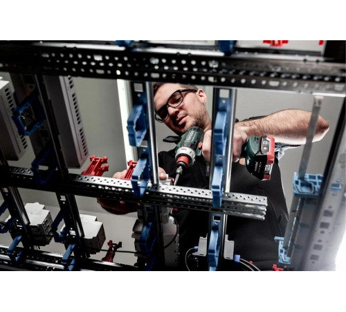 Шуруповерт METABO PowerMaxx BS 12 Q 601037840 без акк и з.у Шуруповерт METABO PowerMaxx BS 12 Q 601037840 без акк и з.у