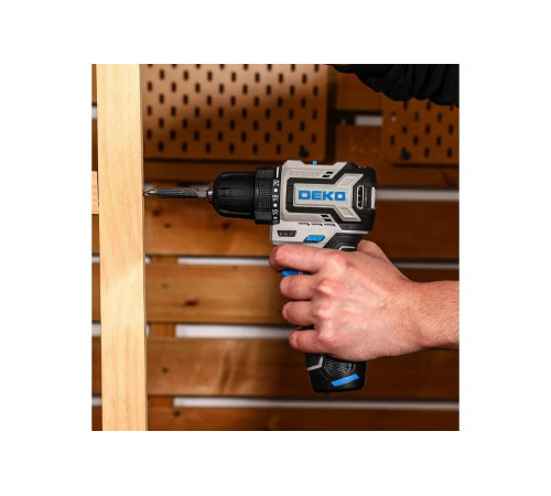 Аккумуляторная бесщеточная компактная дрель-шуруповерт DEKO Loner 12V PRO в кейсе, 12В, 2x3.0Ач 085-1011 Аккумуляторная бесщеточная компактная дрель-шуруповерт DEKO Loner 12V PRO в кейсе, 12В, 2x3.0Ач 085-1011