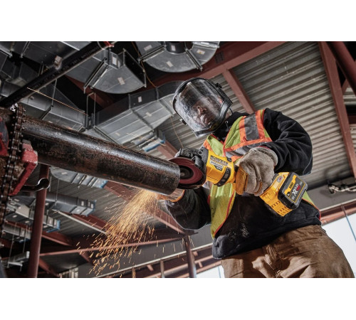 Аккумуляторная угловая шлифмашина Dewalt DCG418NT, 54 В, , 125 мм, 9000 об/мин, без АКБ и ЗУ, в кейсе TSTAK DCG418NT-XJ