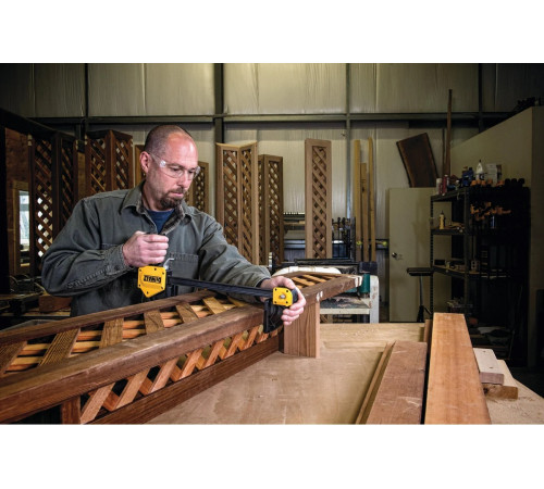 Быстрозажимная струбцина DEWALT XL 600 мм DWHT0-83186