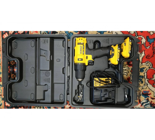 Ударная дрель-шуруповерт DEWALT DCD716D2