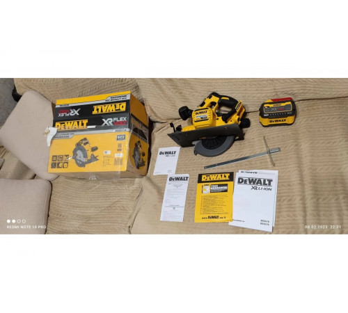 Дисковая пила DEWALT 54 В XR FLEXVOLT DCS578N-XJ