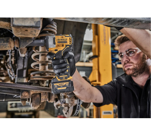 Аккумуляторный гайковерт DEWALT DCF901P1G, 12 В, 340 Нм, 3250 уд/мин, с АКБ 5 Ач и ЗУ, в чехле DCF901P1G-QW