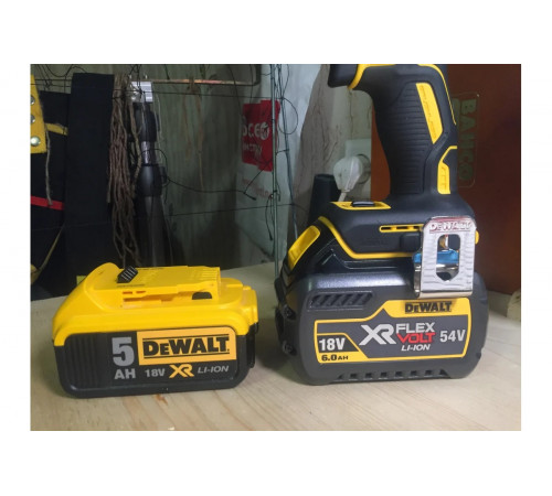 Аккумулятор (54/18 В; 6.0 А*ч; Li-Ion) DEWALT DCB546