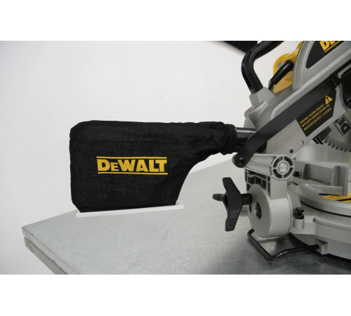 Торцовочная пила DEWALT DW714