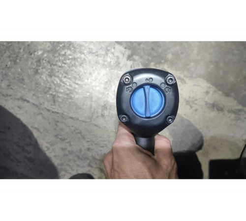 Ударный гайковёрт Remeza R-1200 1/2" УТ-00000401 Ударный гайковёрт Remeza R-1200 1/2" УТ-00000401