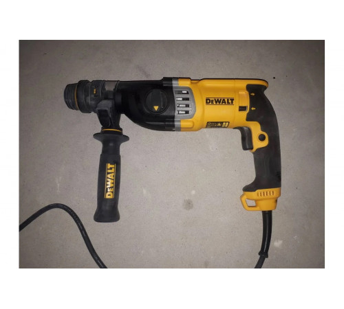 Перфоратор DEWALT D 25144 K