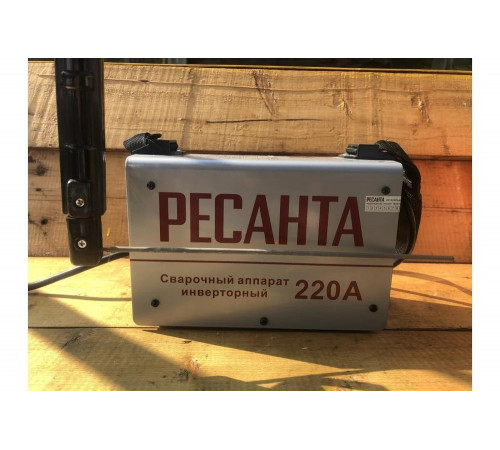 Сварочный аппарат инверторный Ресанта САИ 220