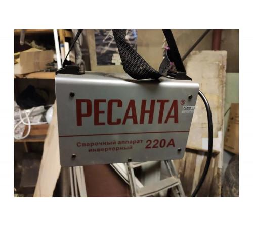 Сварочный аппарат инверторный Ресанта САИ 220
