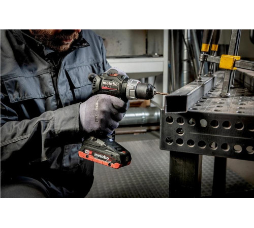 Аккумуляторная дрель-шуруповерт Metabo BS 18 LT BL SE 602367800 Аккумуляторная дрель-шуруповерт Metabo BS 18 LT BL SE 602367800