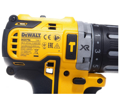 Ударная дрель-шуруповерт DEWALT DCD796NT