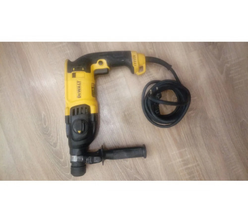 Перфоратор DEWALT D 25133 K