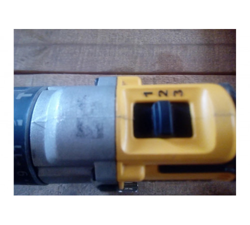 Бесщеточная ударная дрель-шуруповерт DEWALT XRP DCD996P2