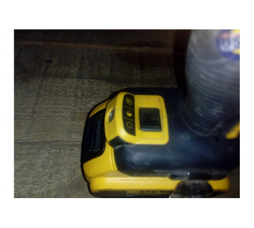 Бесщеточная ударная дрель-шуруповерт DEWALT XRP DCD996P2