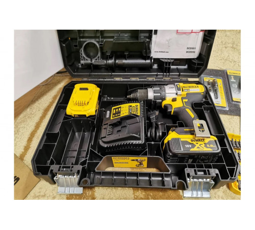 Бесщеточная ударная дрель-шуруповерт DEWALT XRP DCD996P2