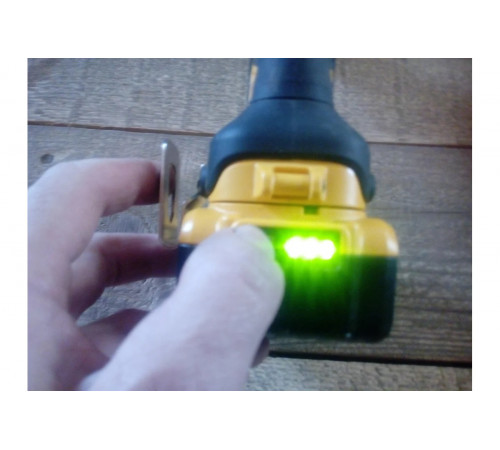 Бесщеточная ударная дрель-шуруповерт DEWALT XRP DCD996P2